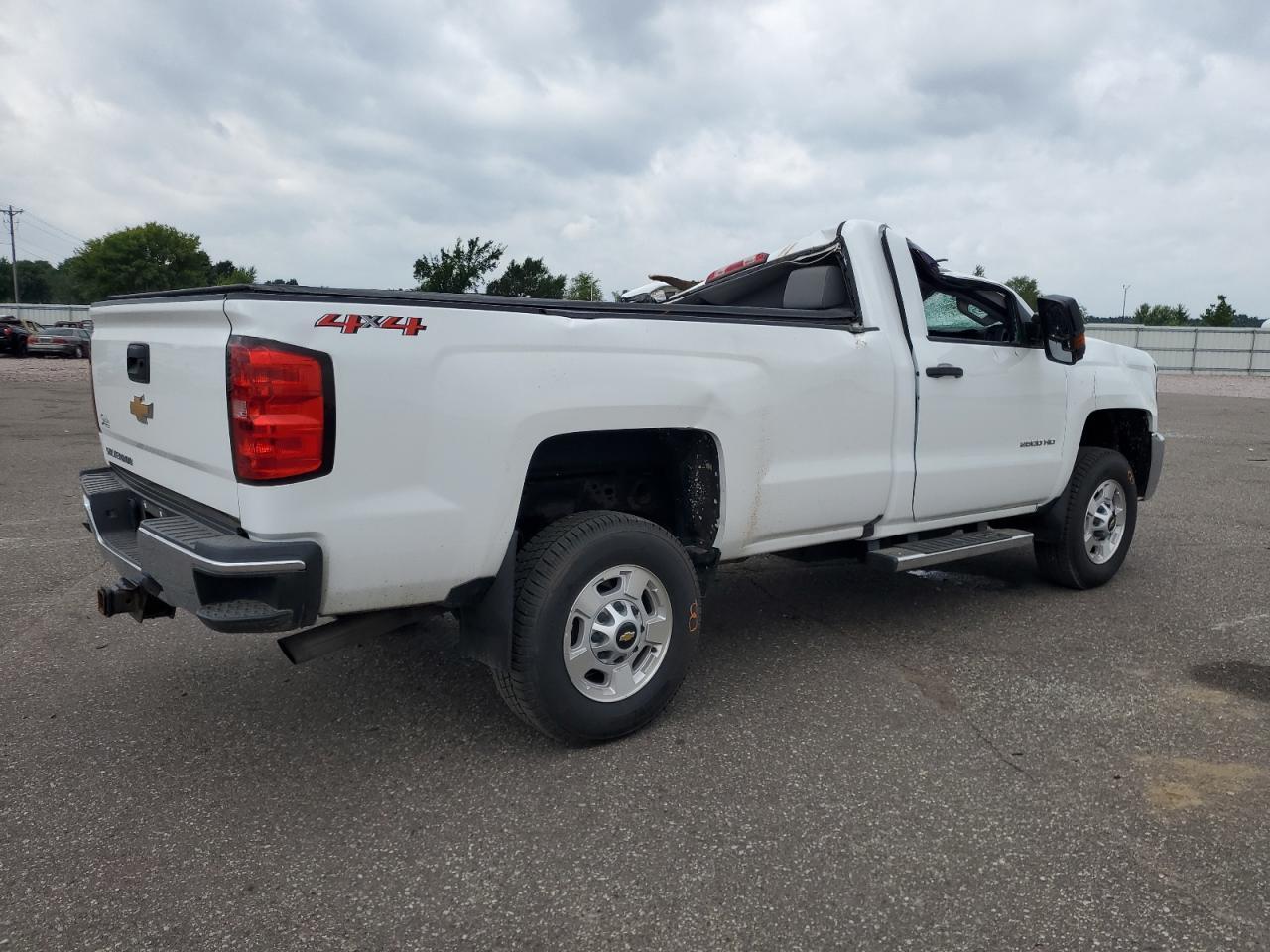 2019 Chevrolet Silverado K2500 Heavy Duty - Фото 3