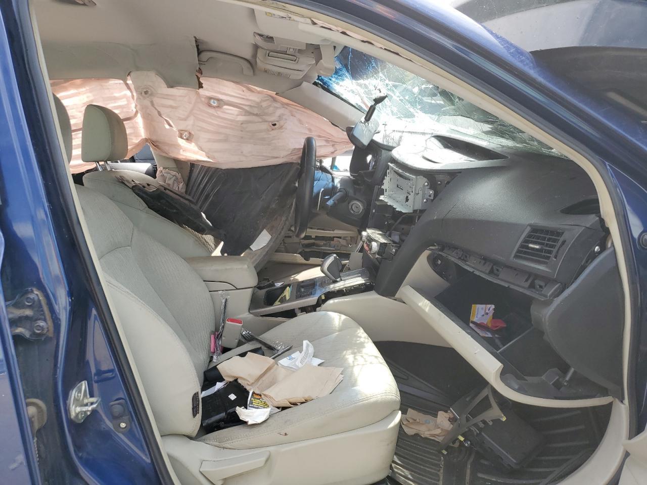 2011 Subaru Legacy 2.5I Premium - Image 7