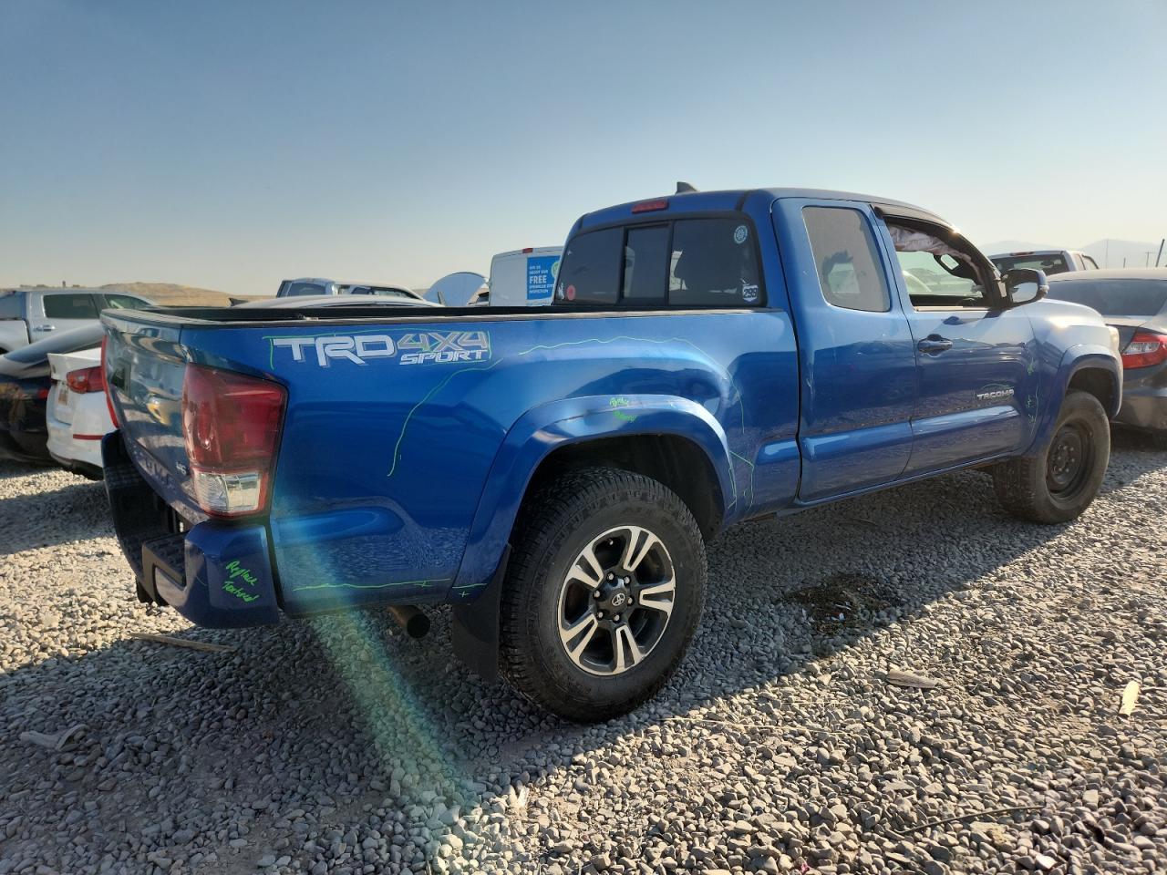 2016 Toyota Tacoma Access Cab - Фото 3