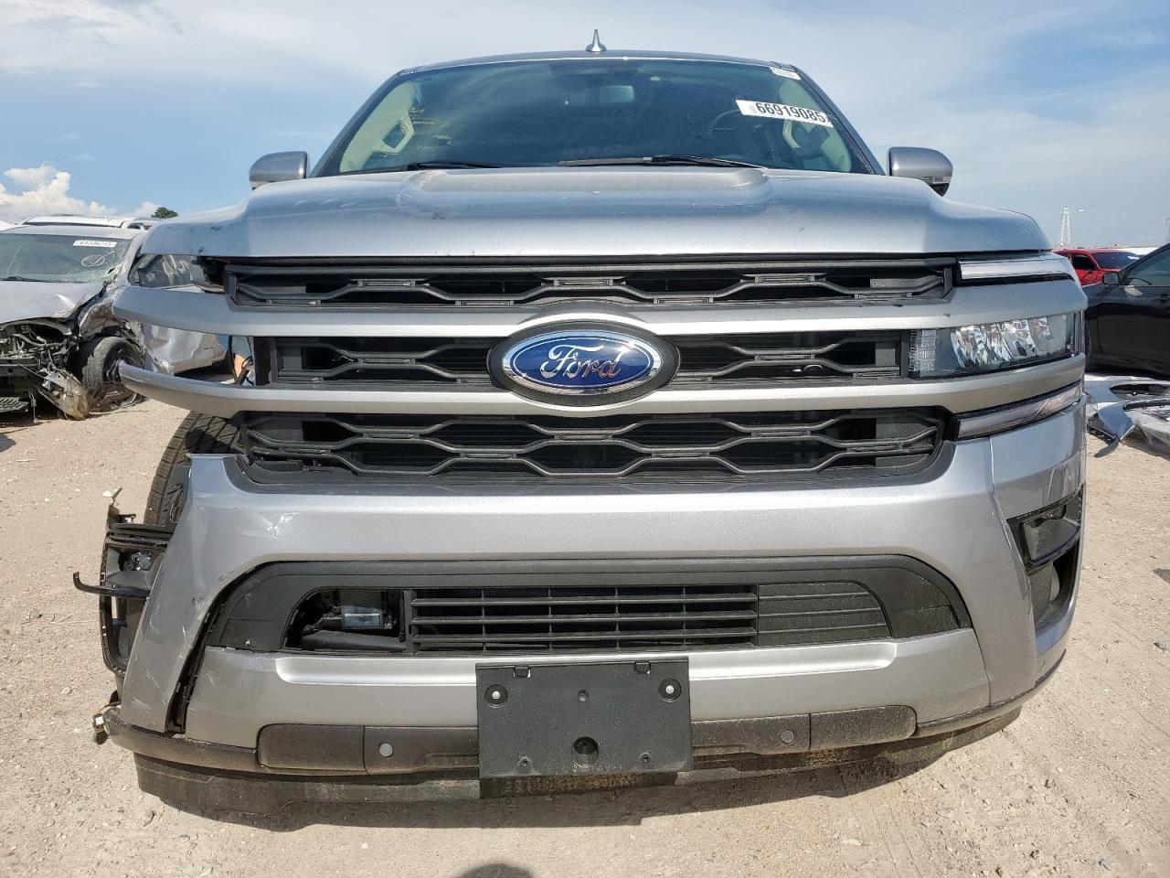 2024 Ford Expedition Max Xlt - Фото 5