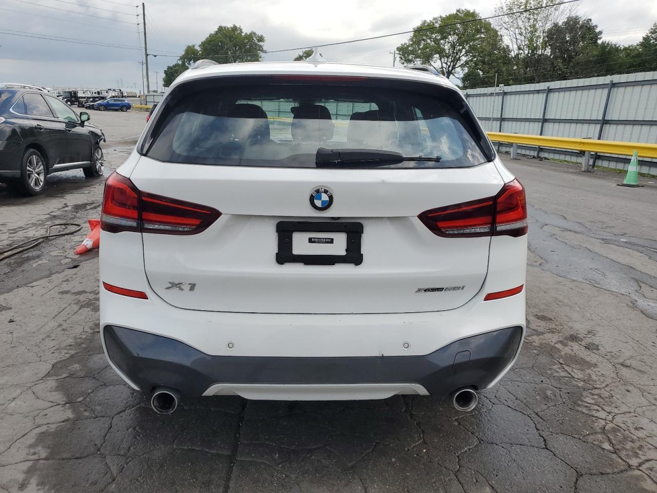 2021 BMW X1 xDrive28I - Image 6