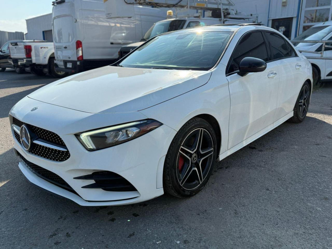 2020 Mercedes-Benz A 220 4Matic - Фото 2