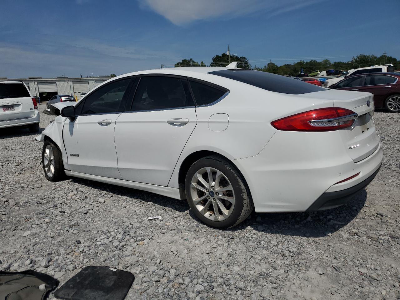 2019 Ford Fusion Se - Image 2