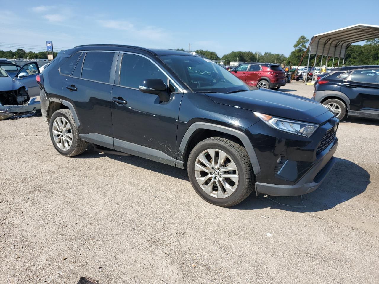 2020 Toyota Rav4 Xle Premium - Image 4