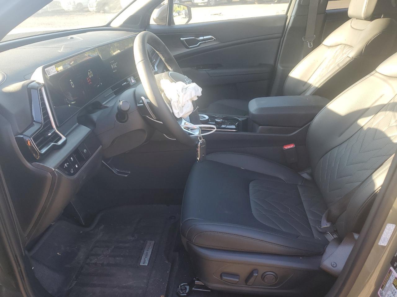 2025 Kia Sportage X Line - Image 7