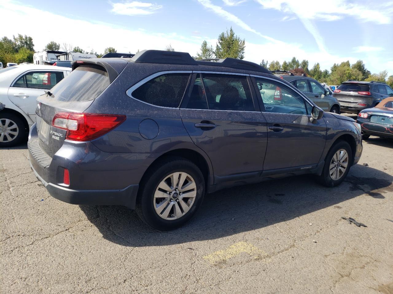 2015 Subaru Outback 2.5I Premium - Image 3