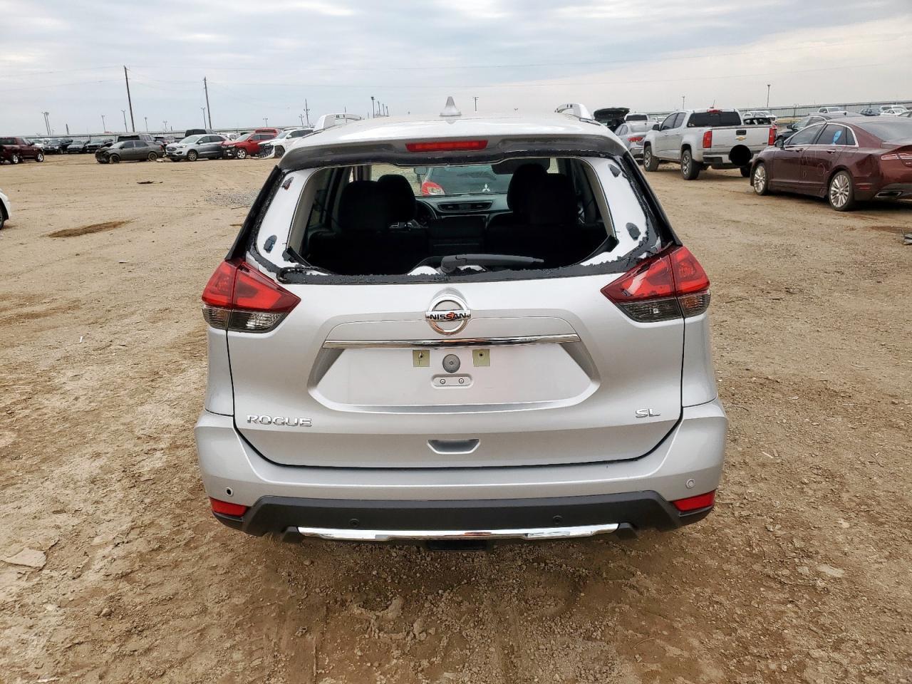2019 Nissan Rogue S - Image 6