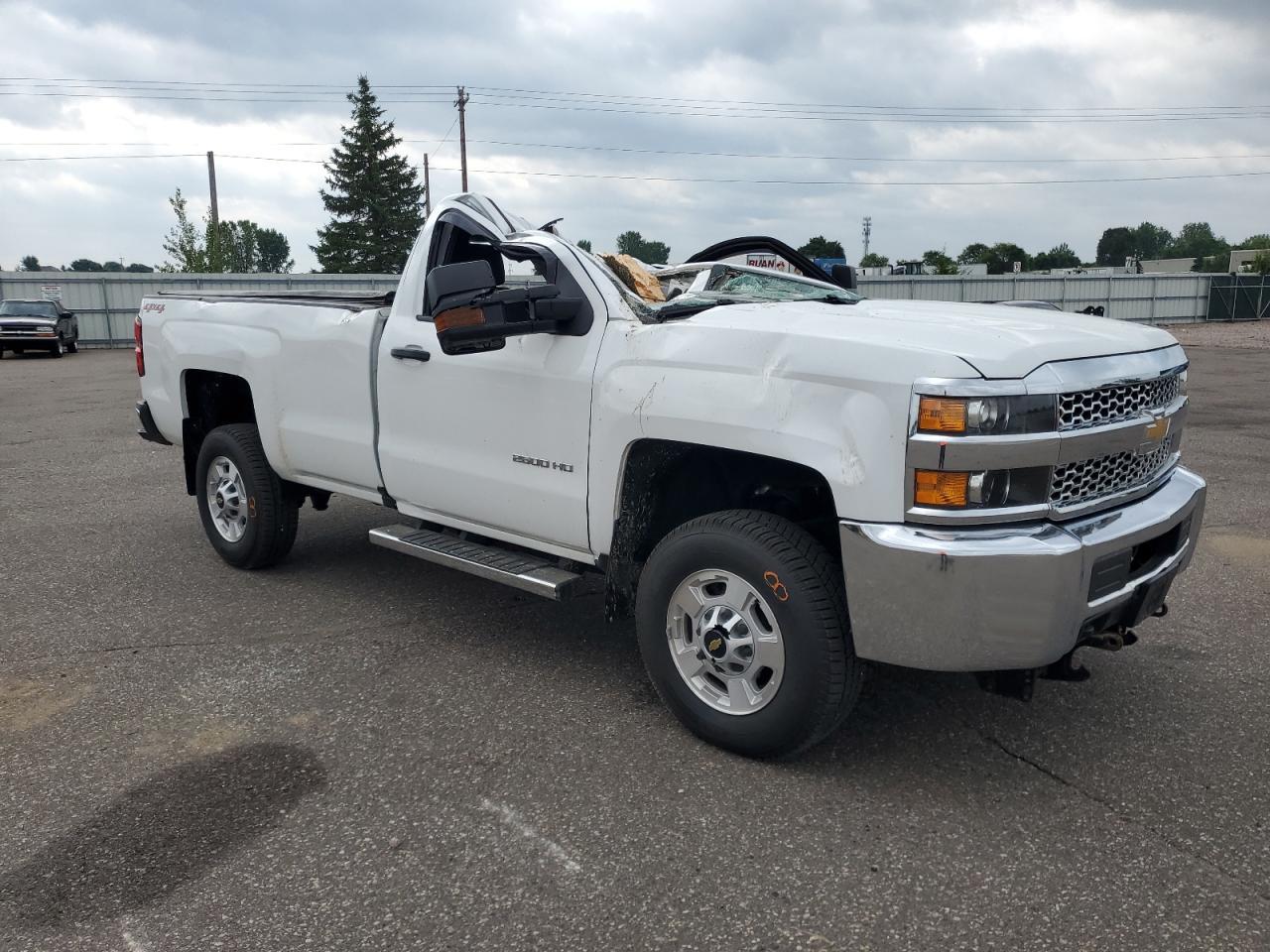 2019 Chevrolet Silverado K2500 Heavy Duty - Фото 4