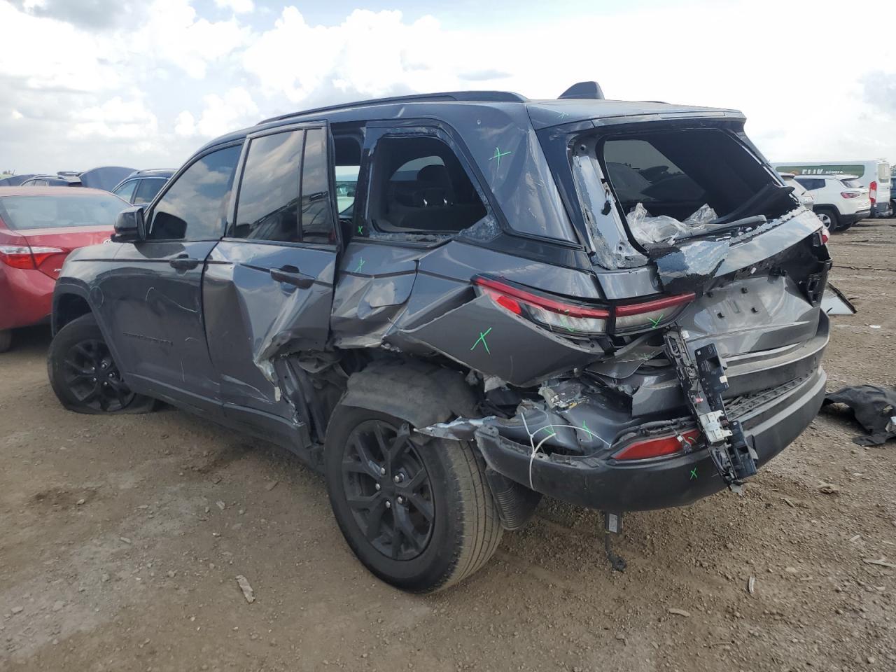 2024 Jeep Grand Cherokee Laredo - Фото 2