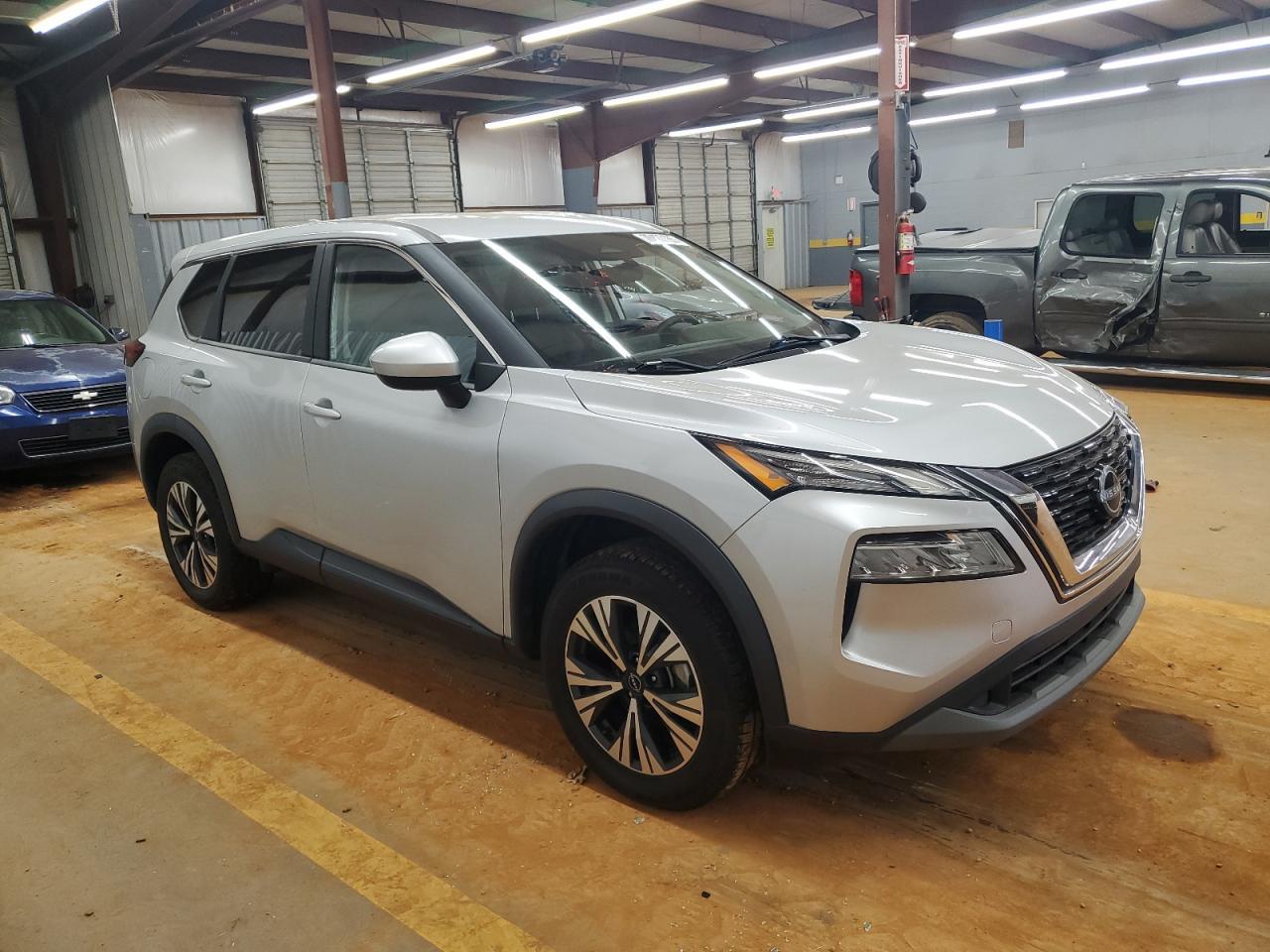 2023 Nissan Rogue Sv 3C Fwd - Фото 4