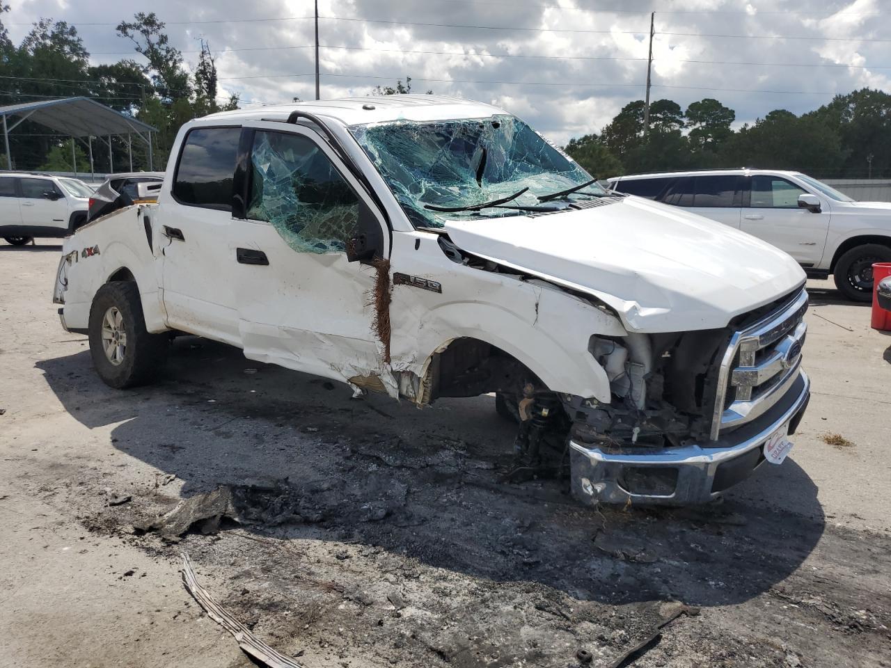 2016 Ford F150 Supercrew - Фото 4