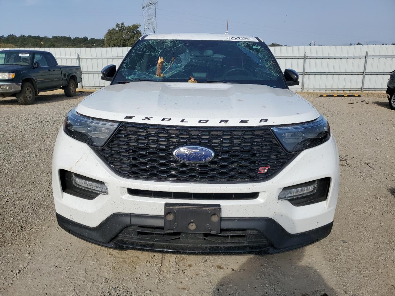 2021 Ford Explorer St - Image 5