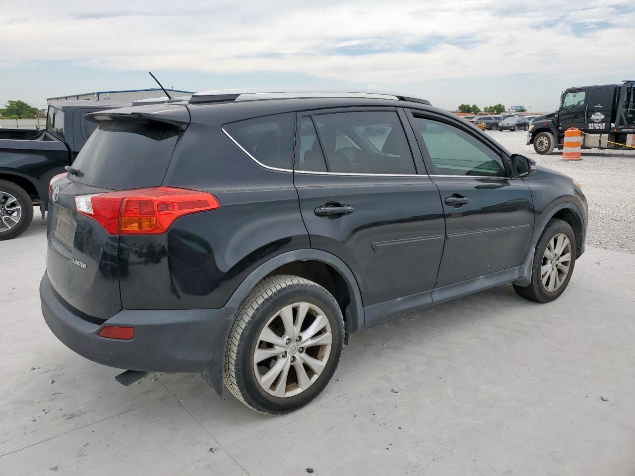 2014 Toyota Rav4 Limited - Image 3