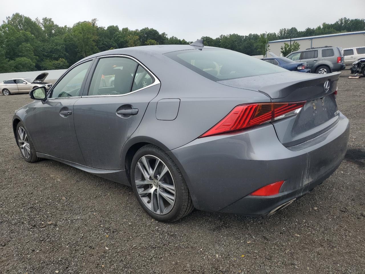 2020 Lexus Is 300 - Image 2