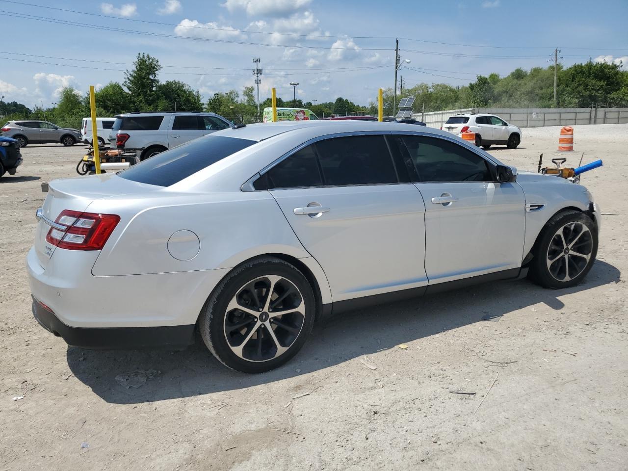 2015 Ford Taurus Sel - Фото 3