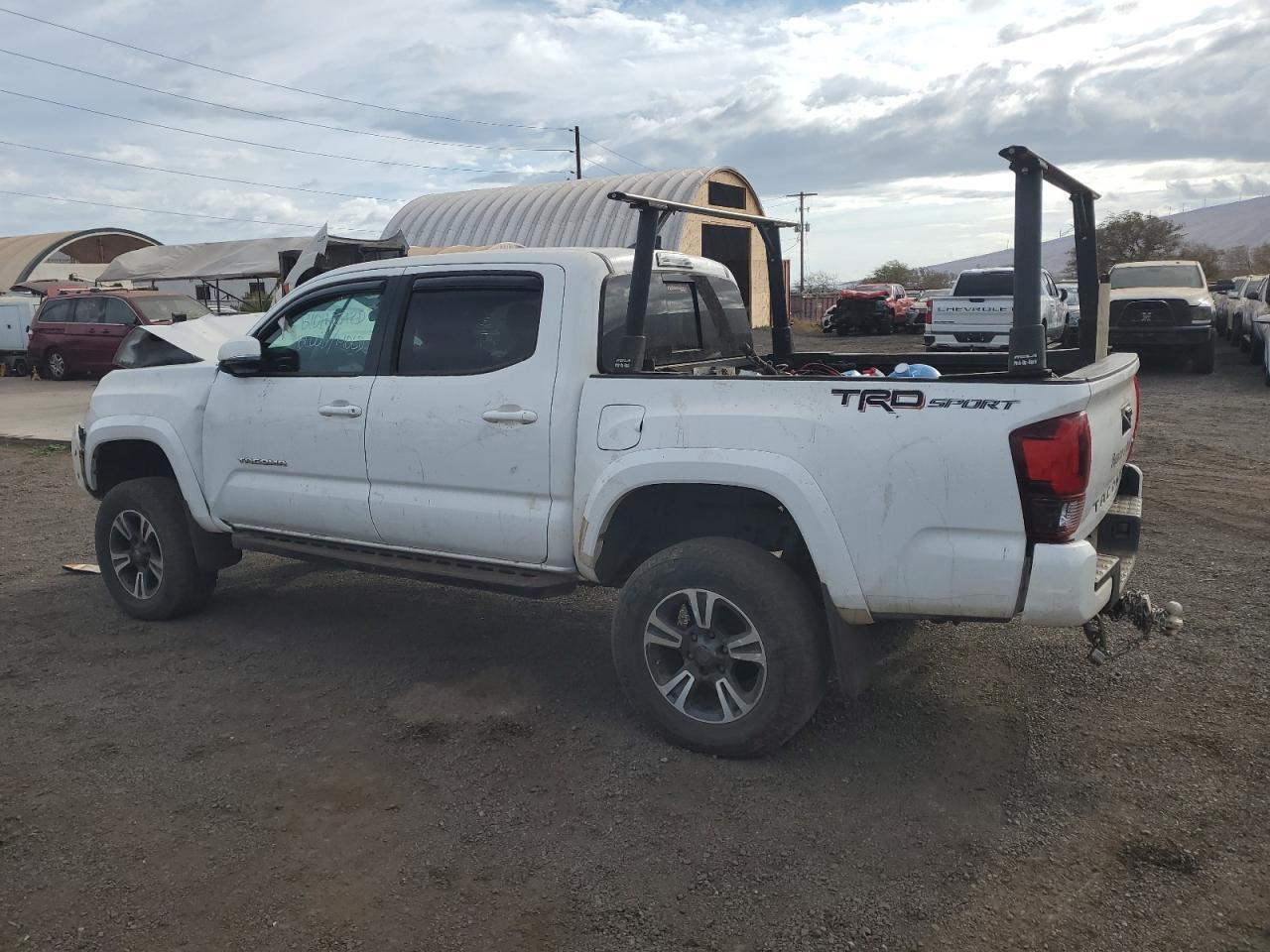 2018 Toyota Tacoma Double Cab - Фото 2