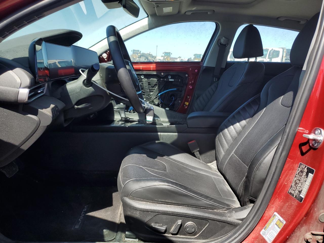2023 Hyundai Elantra Limited - Фото 7