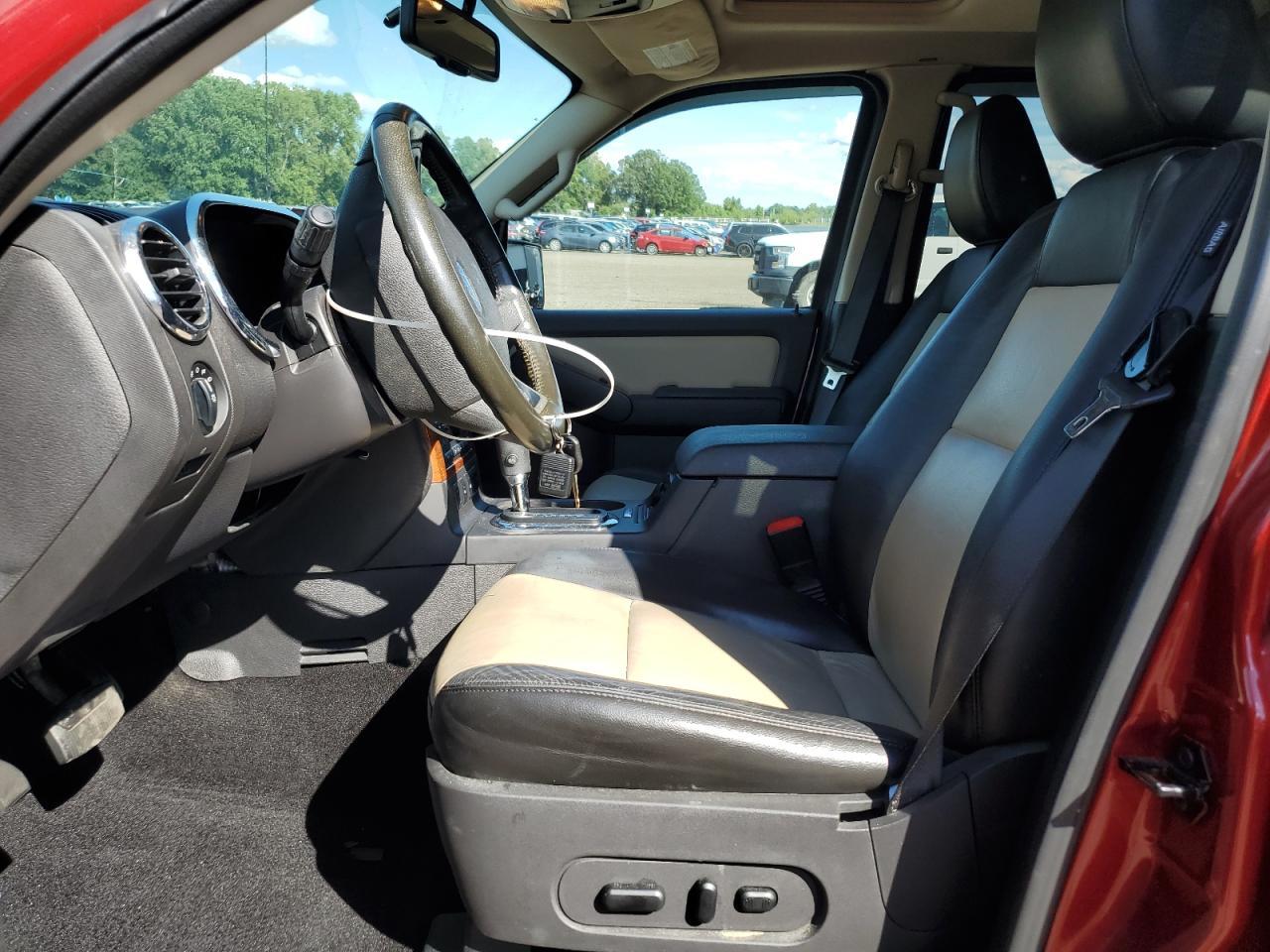 2010 Ford Explorer Eddie Bauer - Image 7