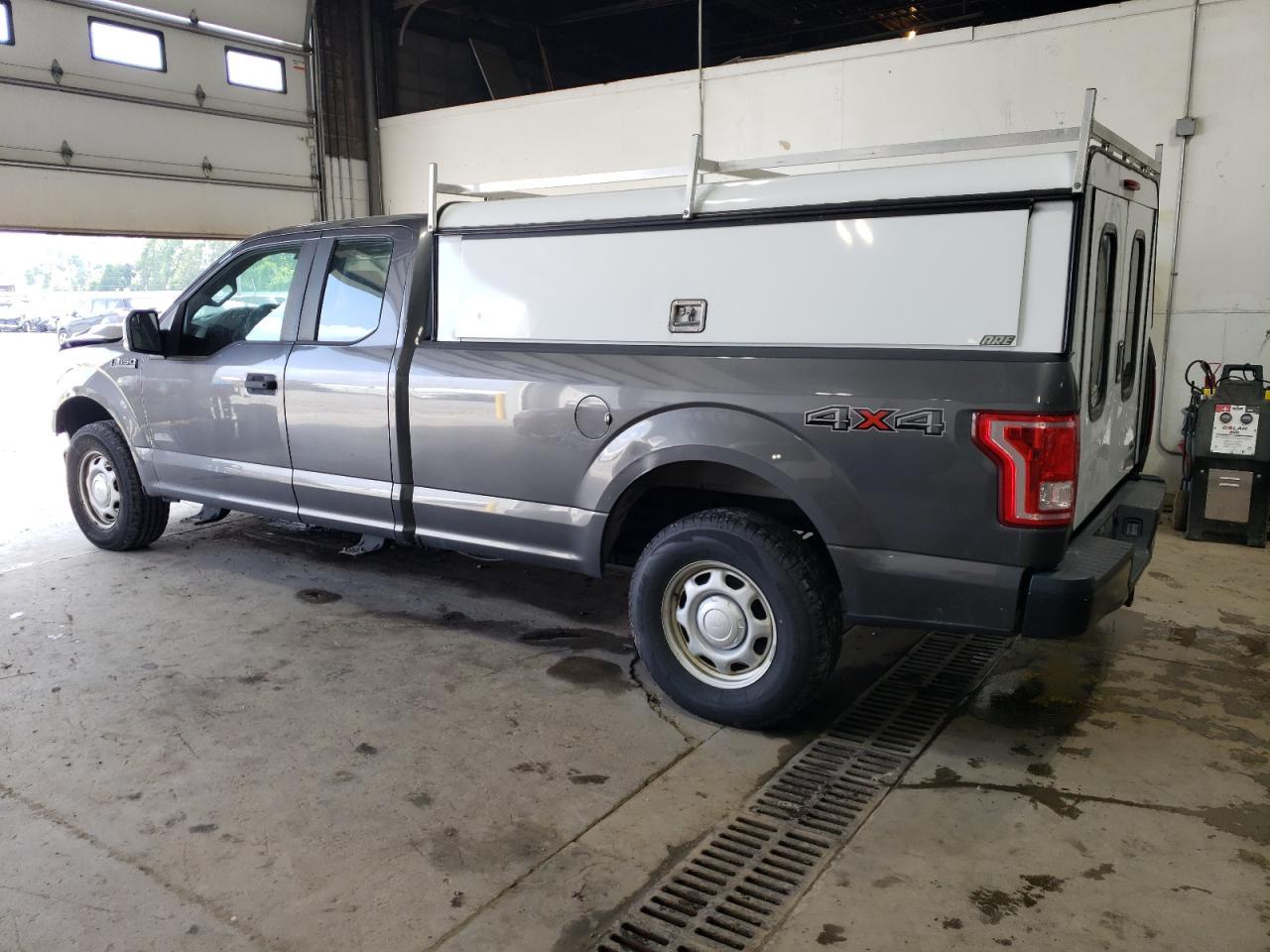 2016 Ford F150 Super Cab - Image 2