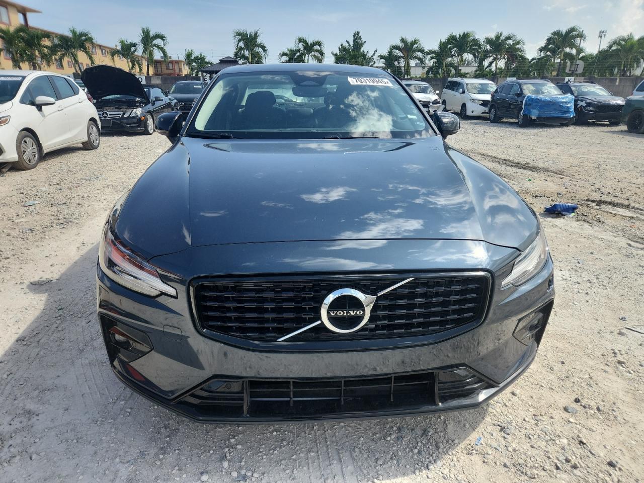 2024 Volvo S60 Core - Фото 5