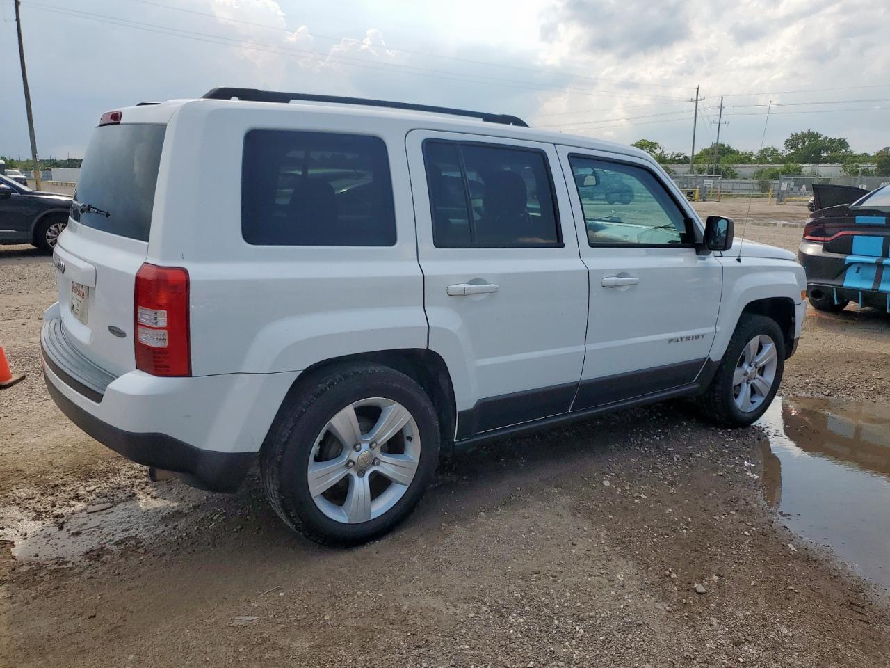 2016 Jeep Patriot Latitude - Фото 3