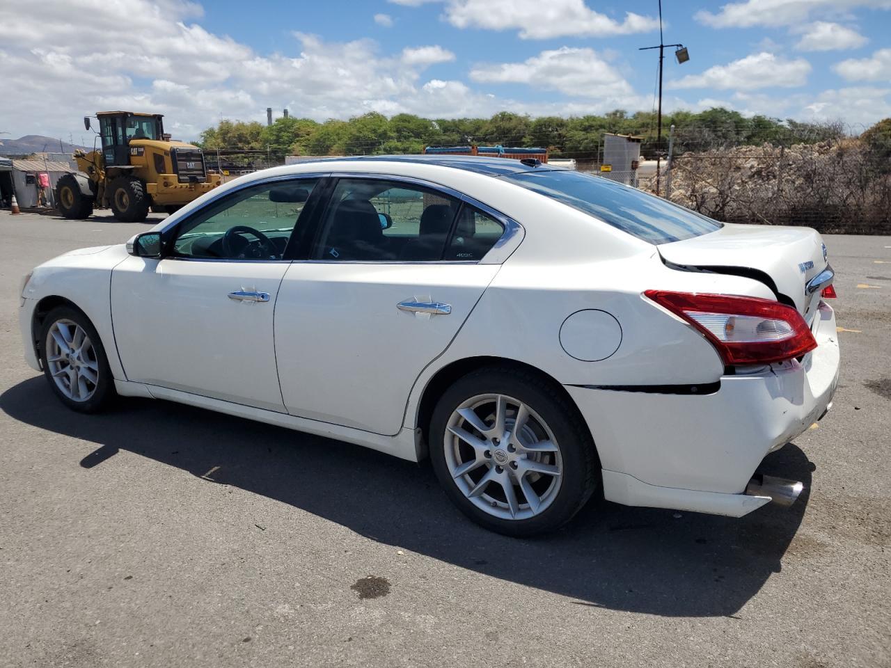 2009 Nissan Maxima S - Image 2