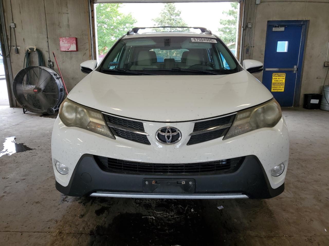 2014 Toyota Rav4 Xle - Image 5