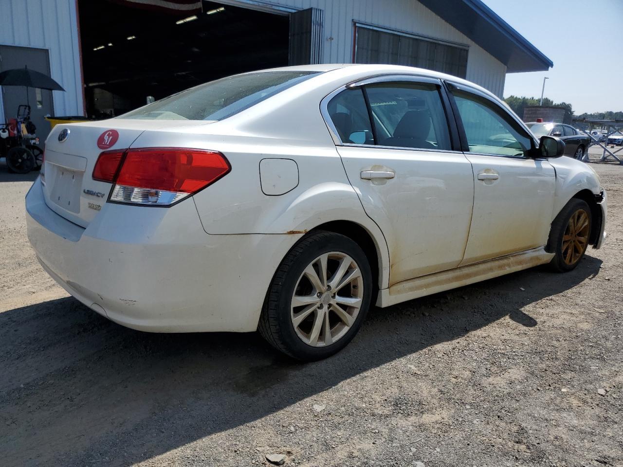2014 Subaru Legacy 2.5I - Фото 3