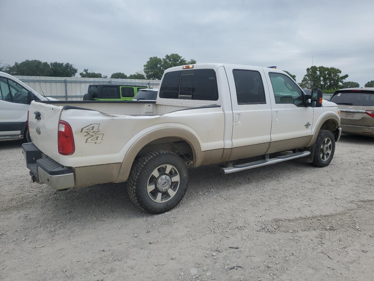 2011 Ford F250 Super Duty - Фото 3