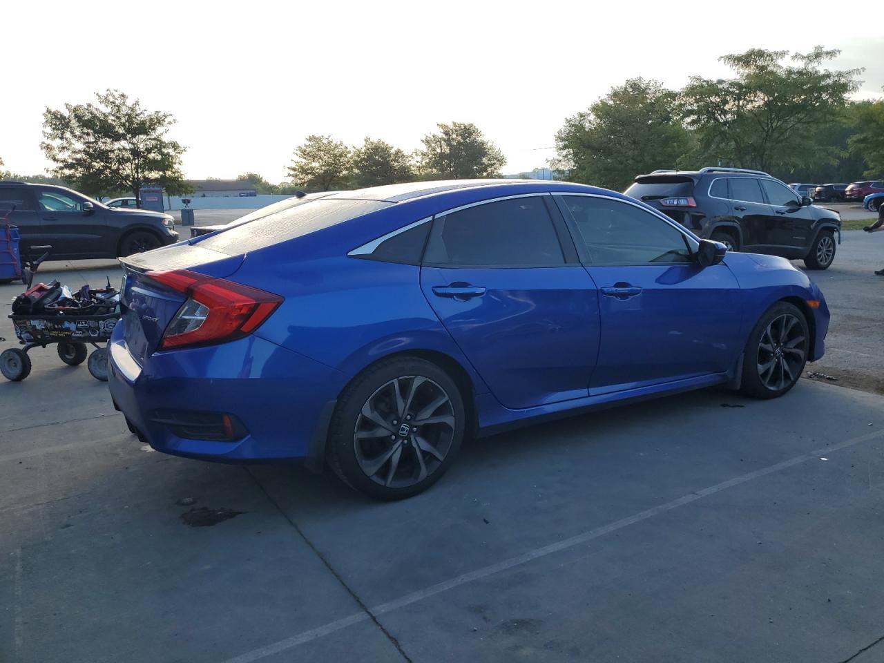 2019 Honda Civic Sport - Фото 3