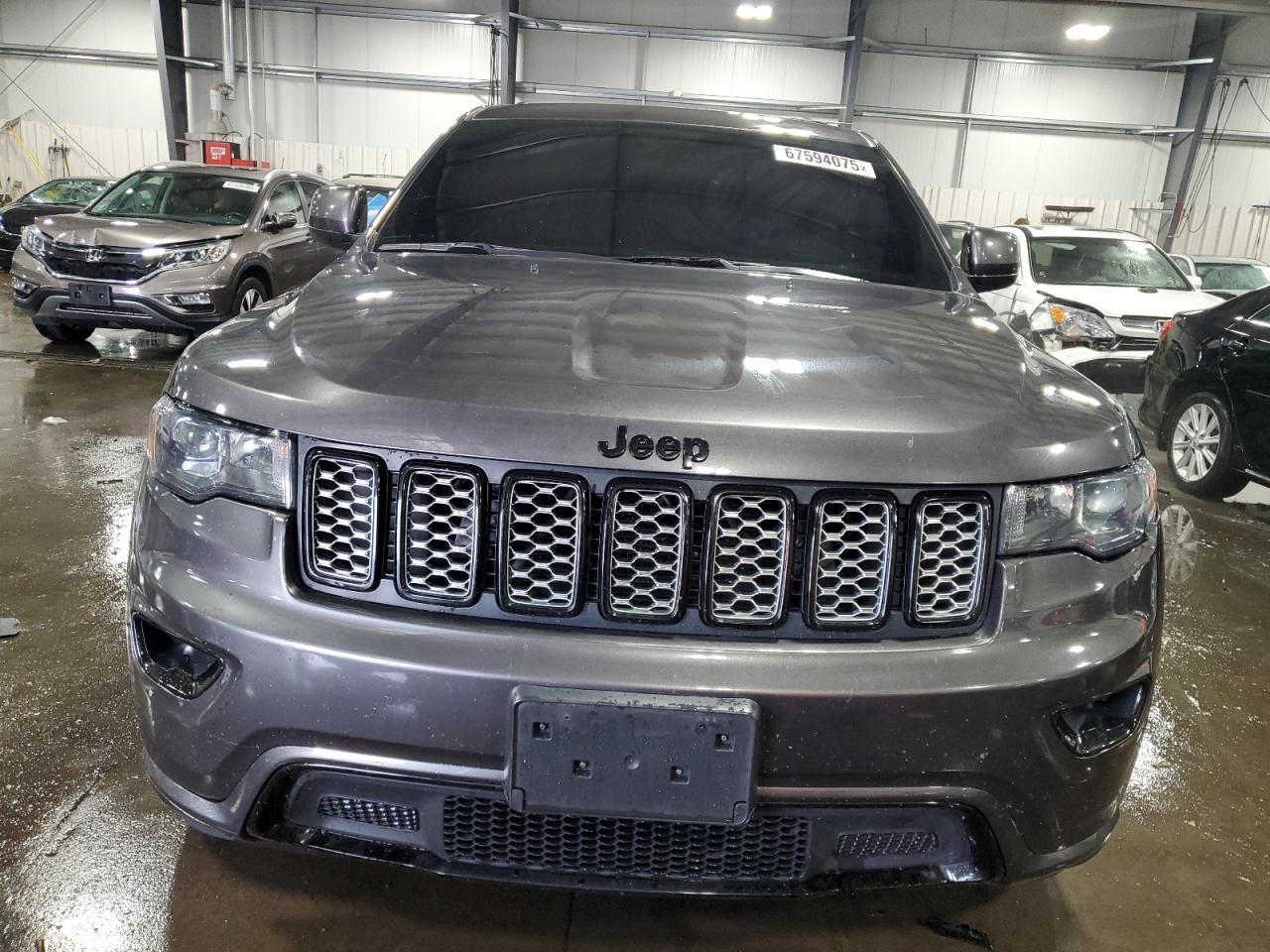 2021 Jeep Grand Cherokee Laredo - Image 5