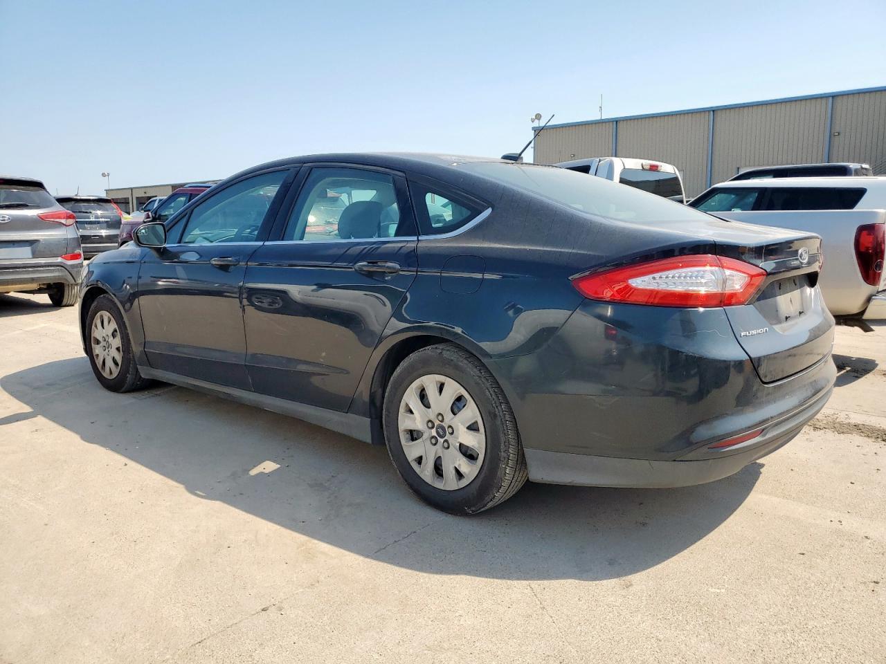 2014 Ford Fusion S - Image 2