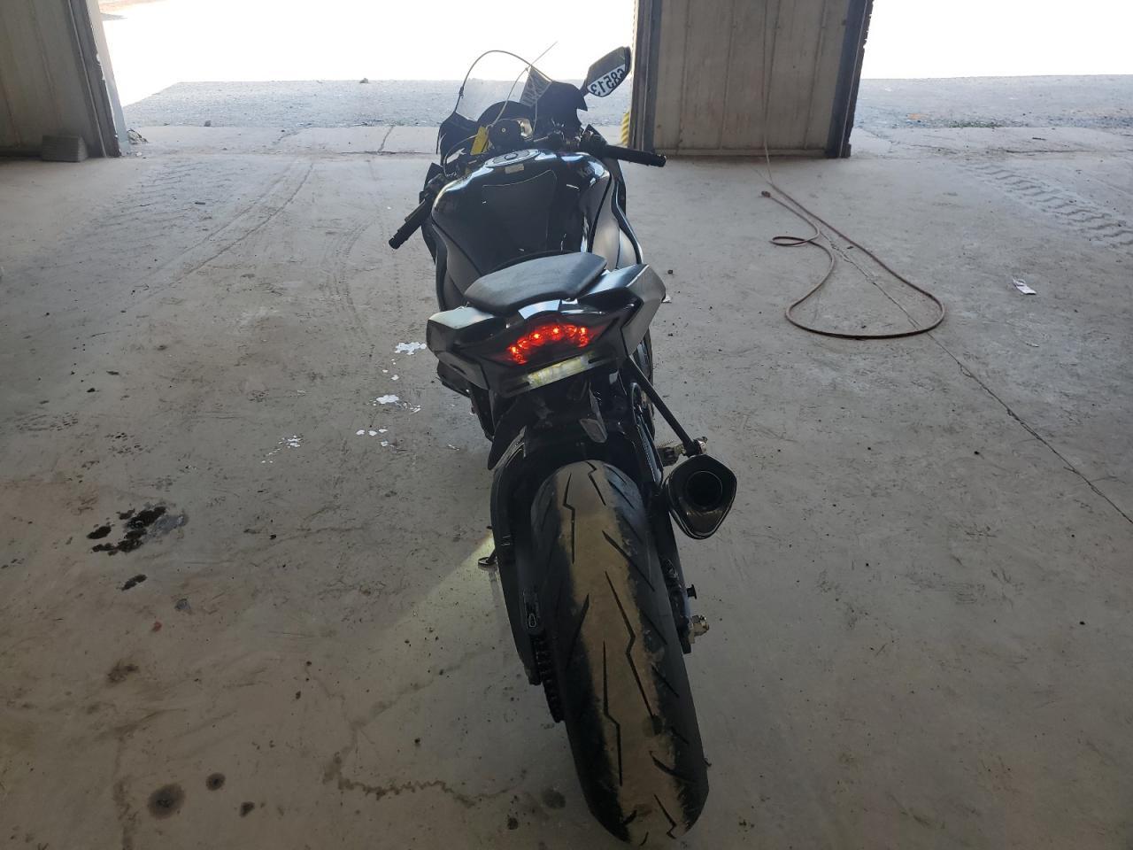 2022 Kawasaki Zx1002 M - Фото 4