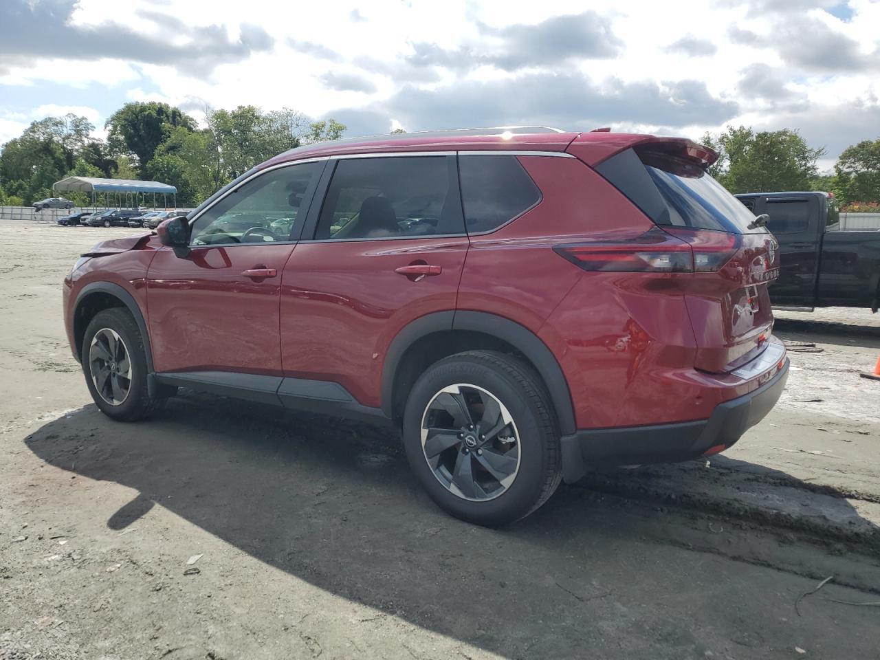 2025 Nissan Rogue Sv - Фото 2