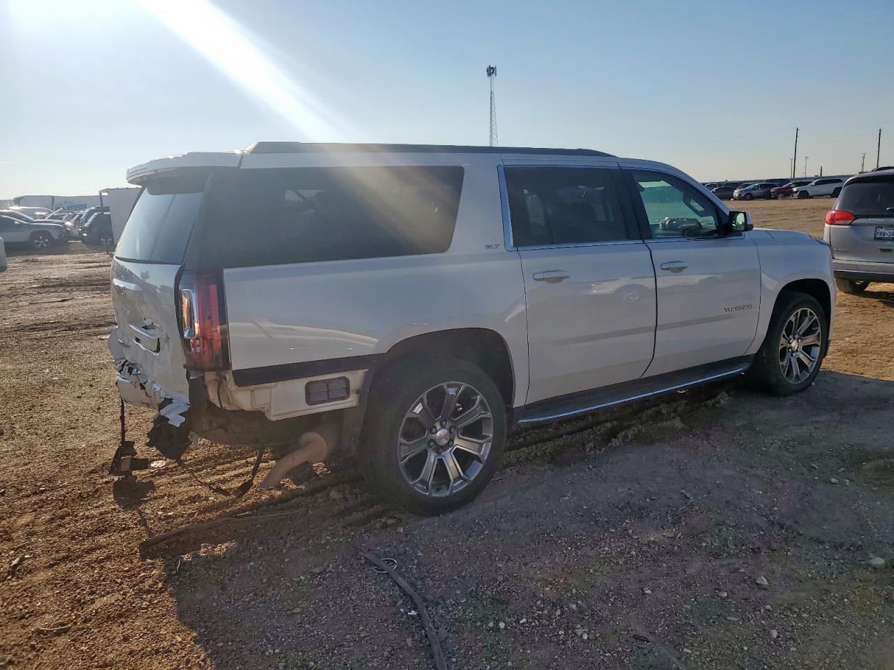 2016 GMC Yukon Xl K1500 Slt - Фото 3