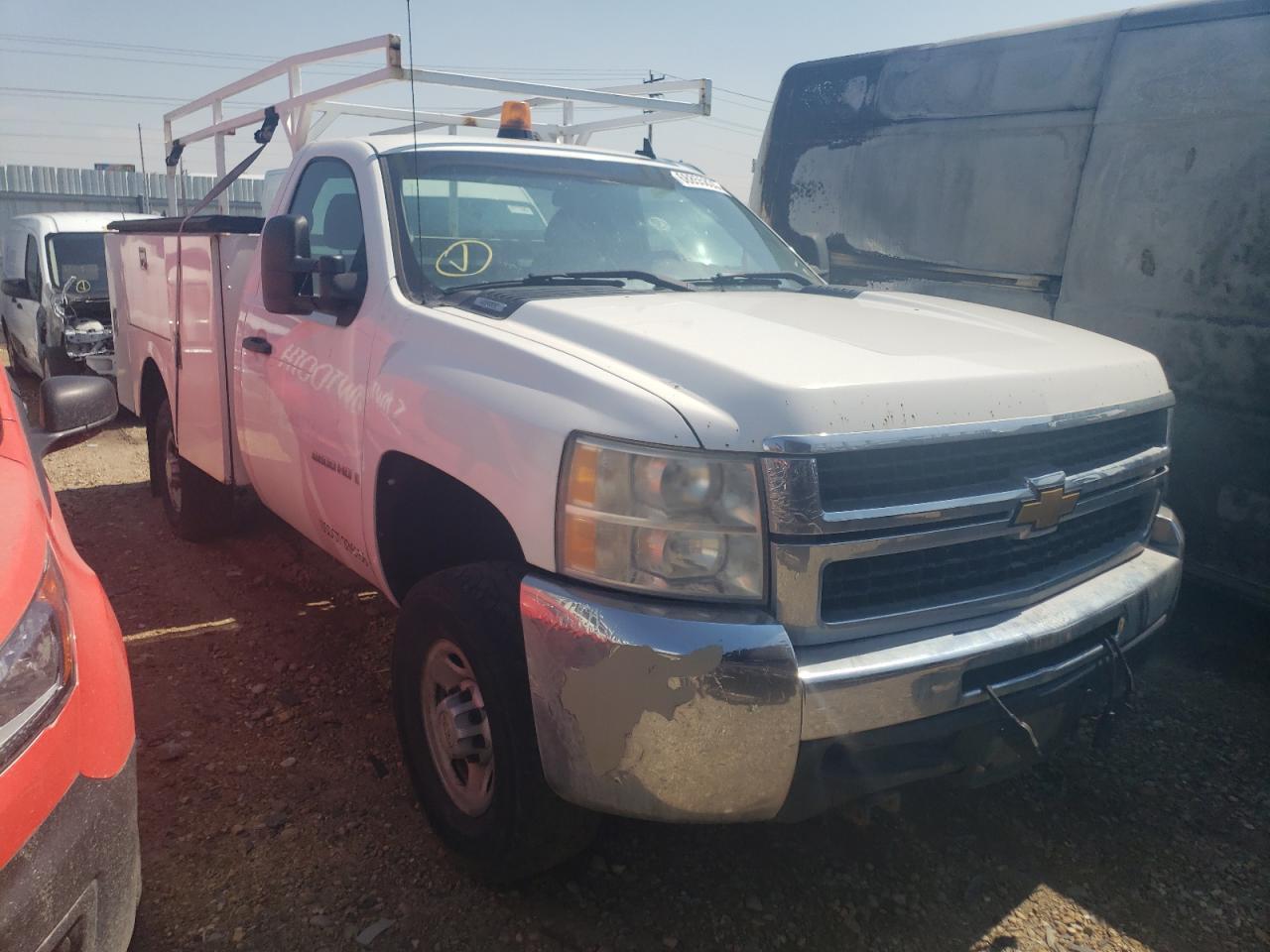 2009 Chevrolet Silverado K2500 Heavy Duty - Image 4
