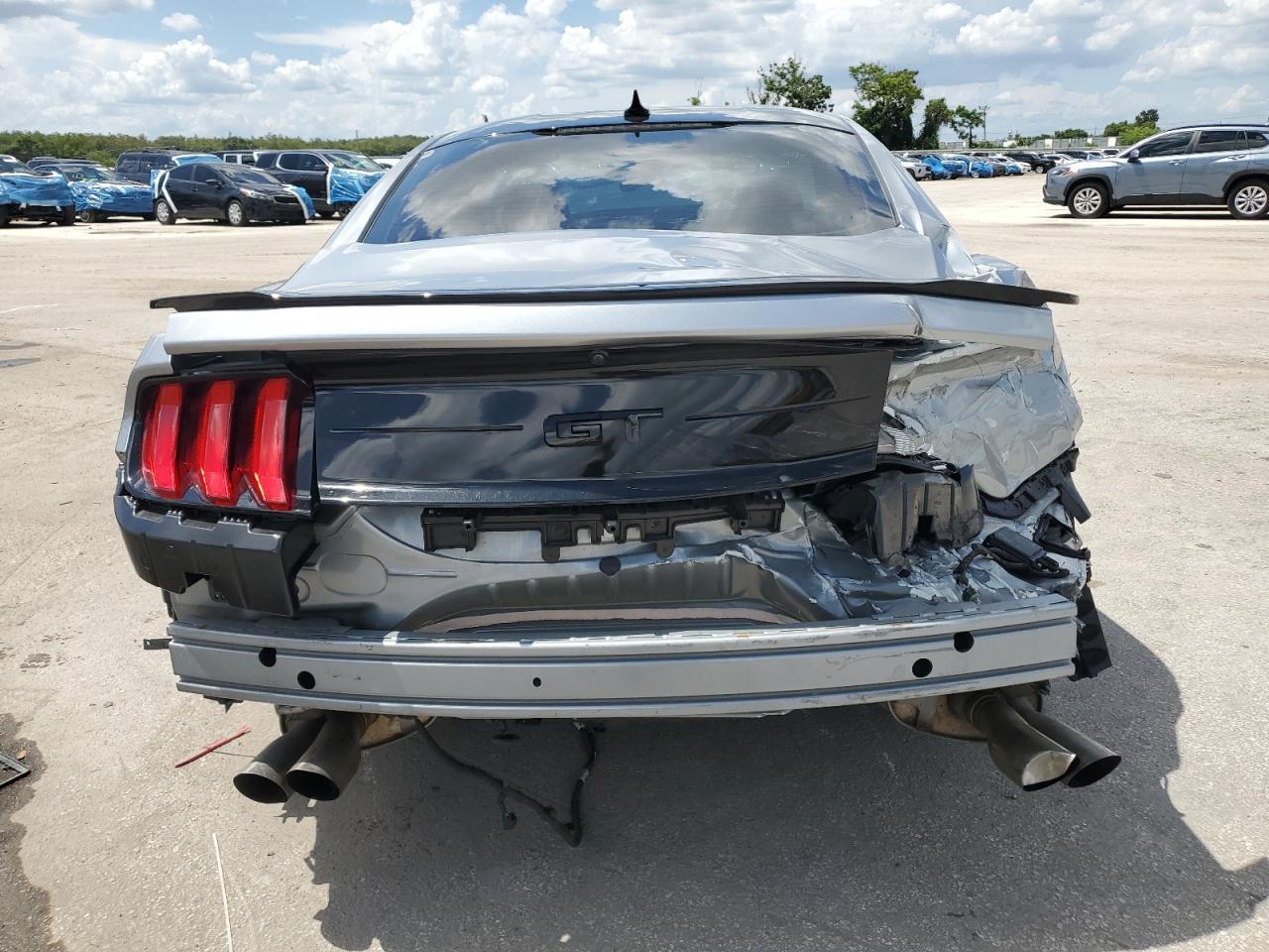 2023 Ford Mustang Gt - Фото 6