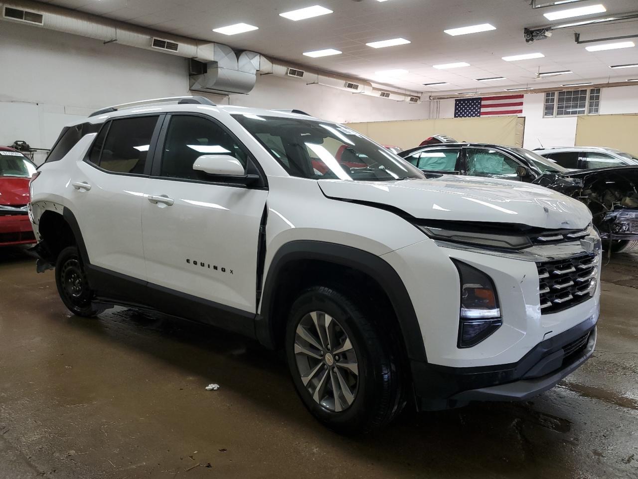 2025 Chevrolet Equinox Lt - Image 4