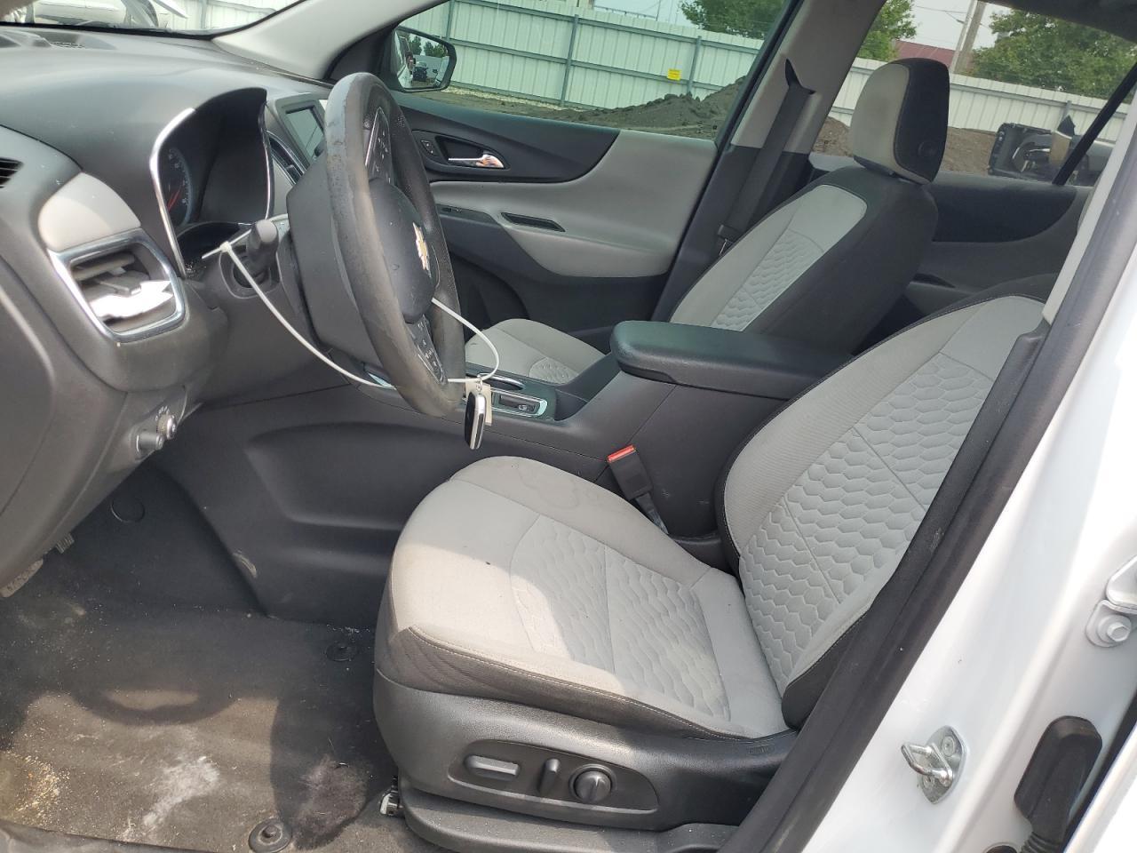 2021 Chevrolet Equinox Ls - Image 7