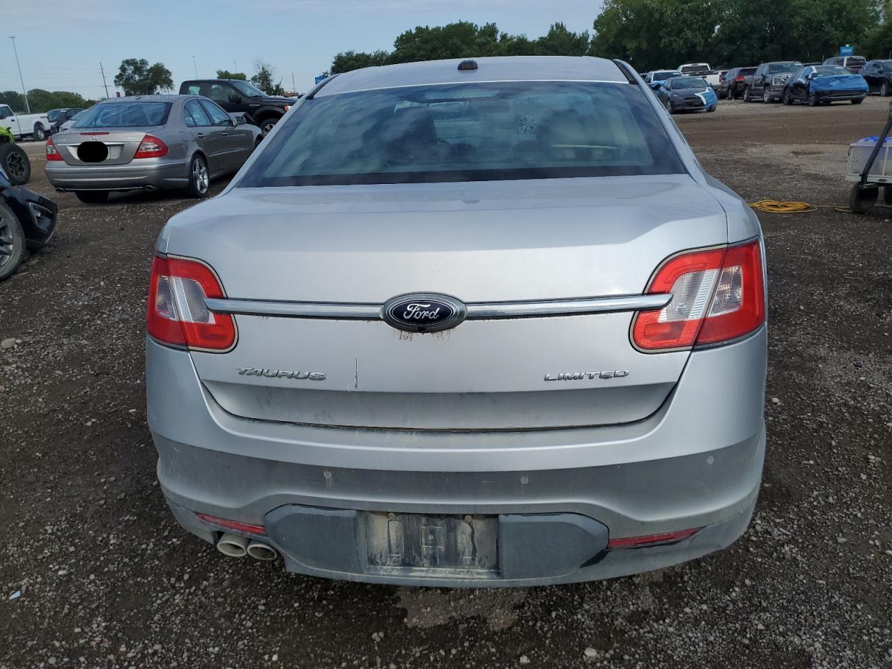 2011 Ford Taurus Limited - Фото 6