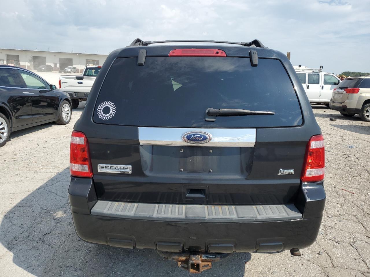 2011 Ford Escape Limited - Image 6