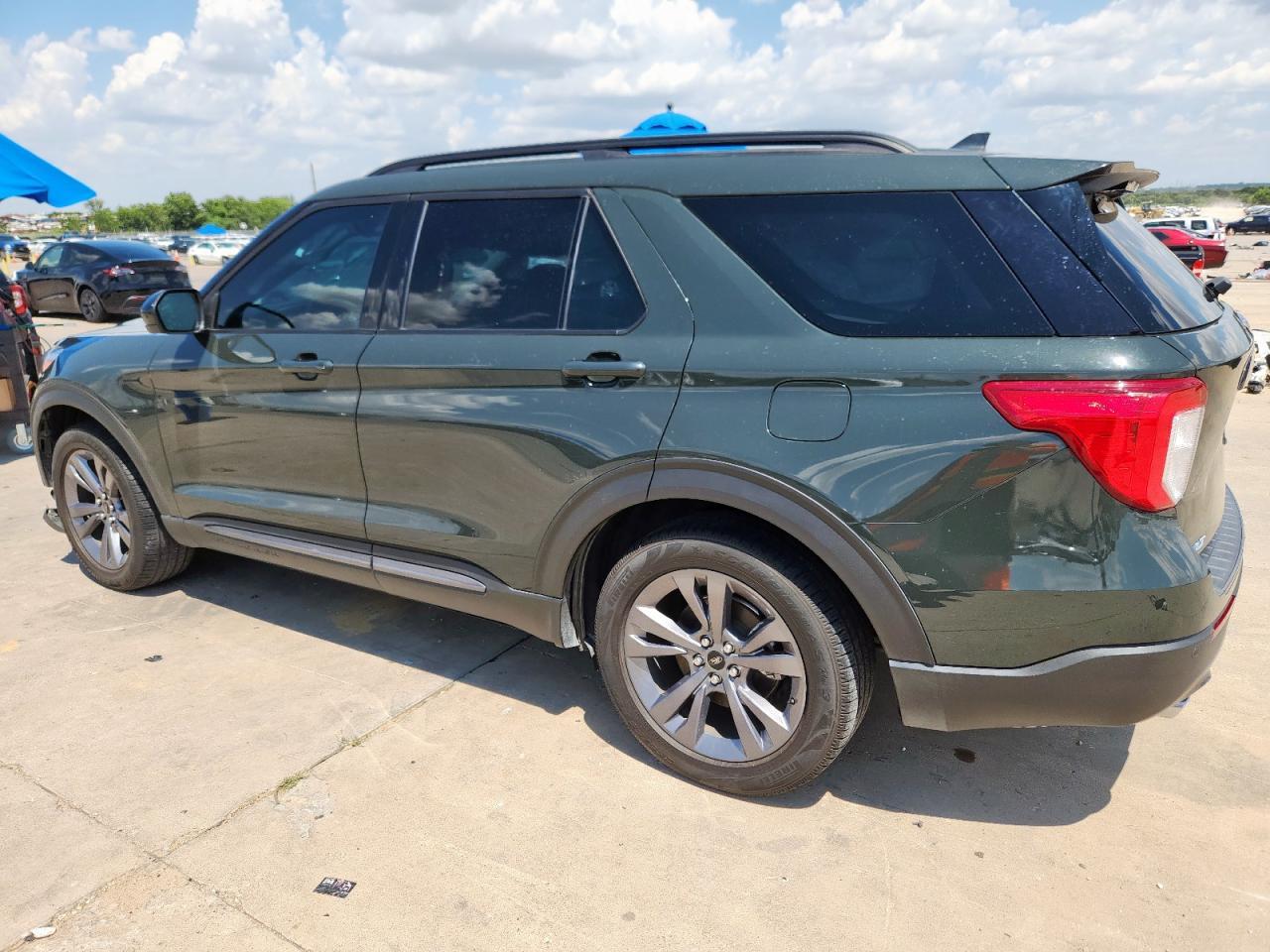 2022 Ford Explorer Xlt - Фото 2