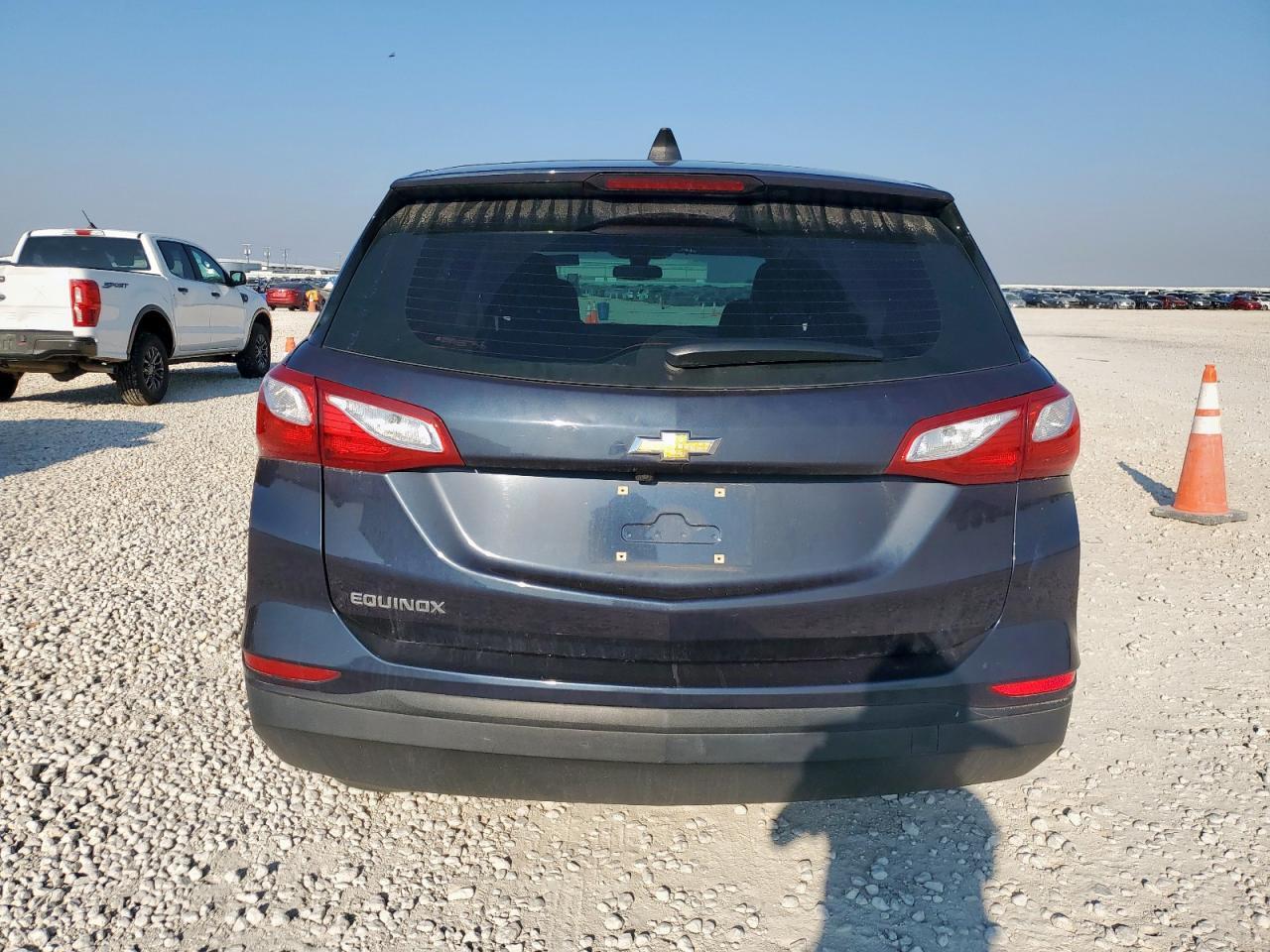 2019 Chevrolet Equinox Ls - Image 6