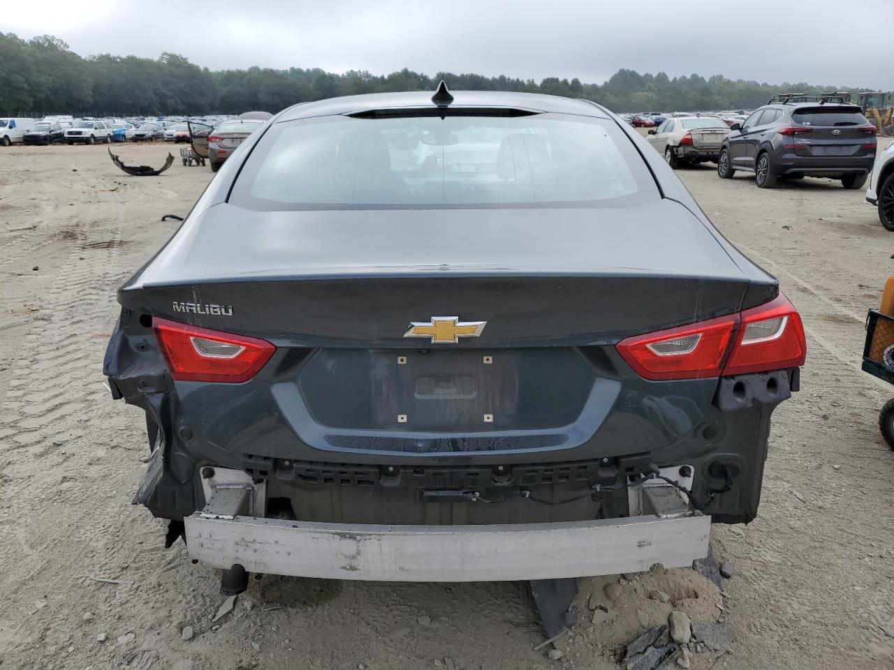 2017 Chevrolet Malibu Ls - Фото 6