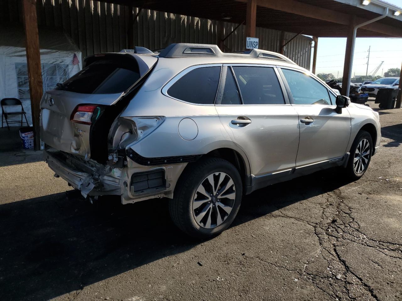 2016 Subaru Outback 3.6R Limited - Фото 3