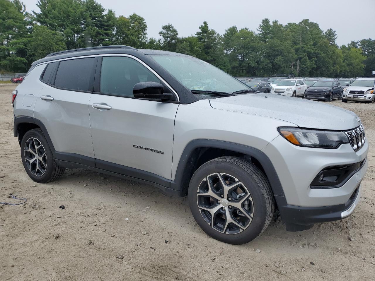 2024 Jeep Compass Limited - Image 4