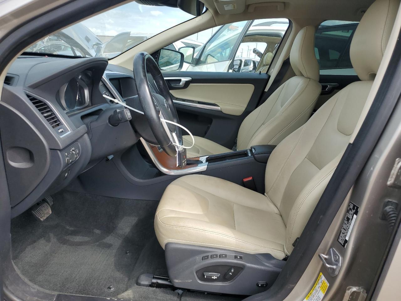 2016 Volvo Xc60 T5 Platinum - Фото 7