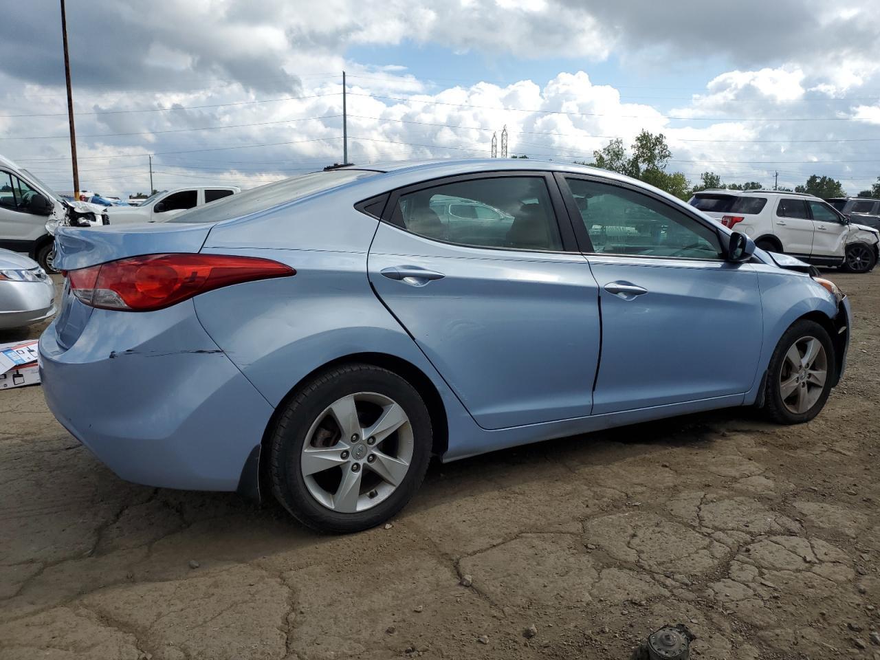 2012 Hyundai Elantra Gls - Фото 3