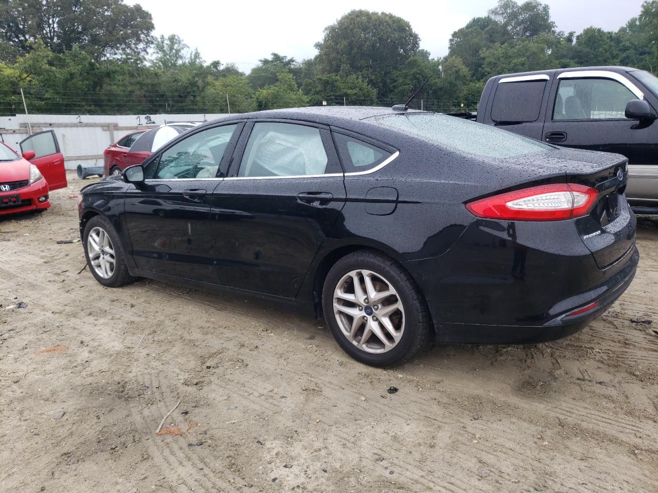 2016 Ford Fusion Se - Фото 2