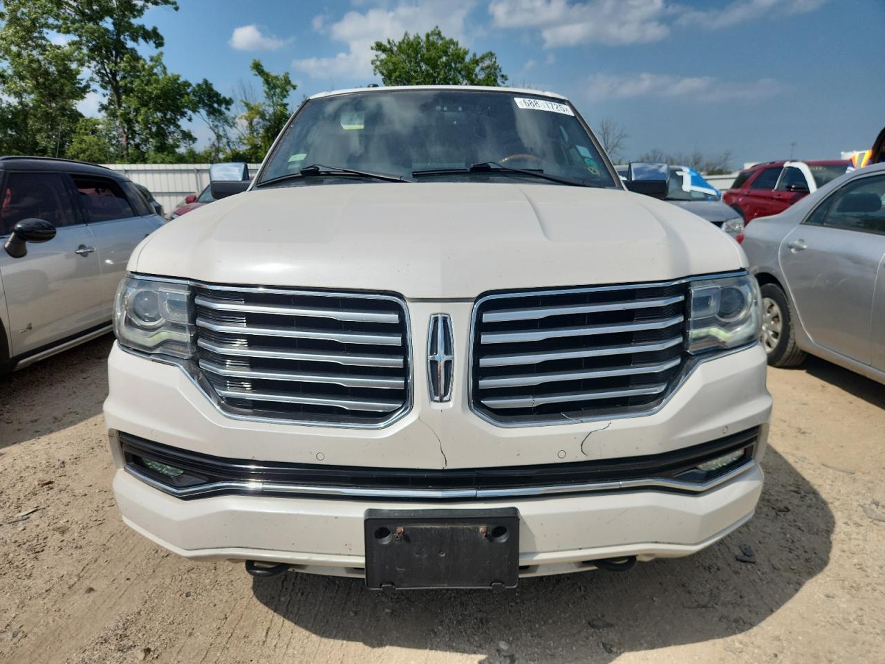 2015 Lincoln Navigator L - Фото 5